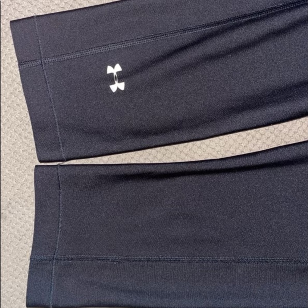 Under Armour Capri Length Leggings - Picture 5 of 6